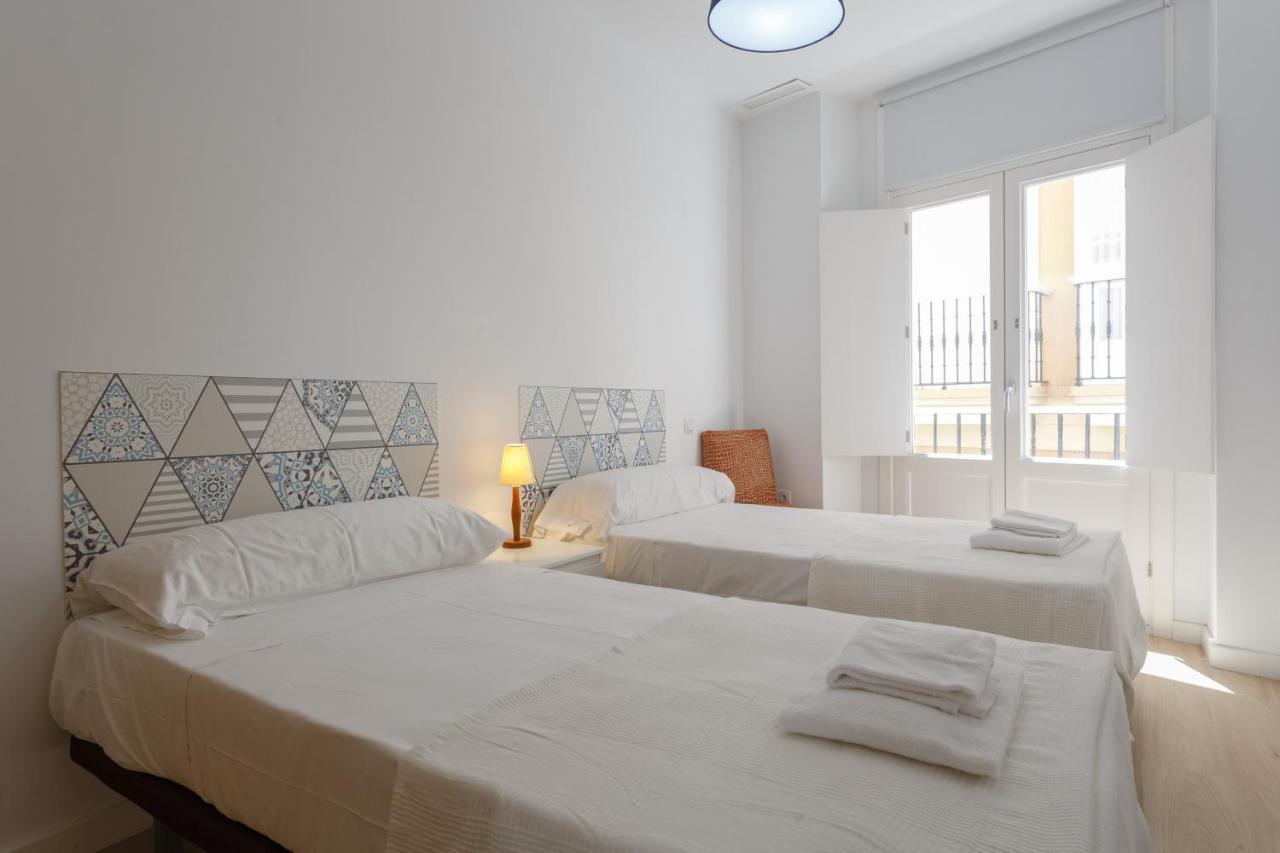 Colon15 Family Home By Cadiz4Rentals エクステリア 写真